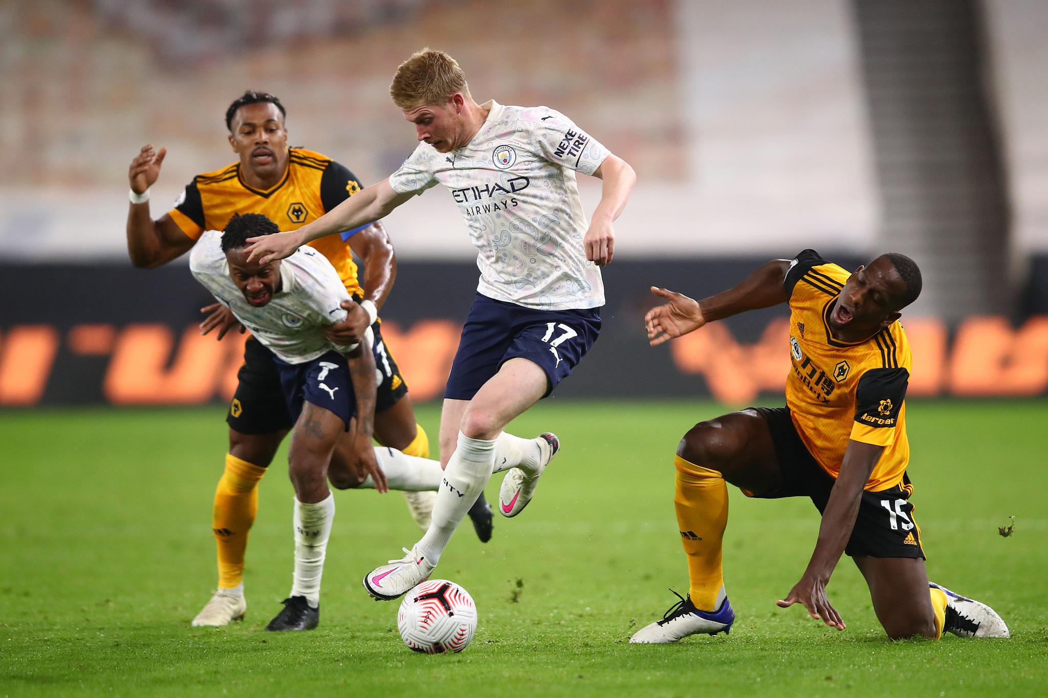 这些年轻人 这些年轻人