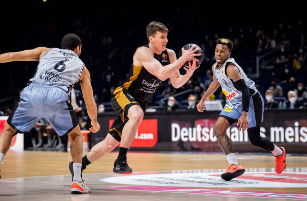 琼斯的比赛 琼斯的比赛