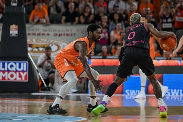 员心中无疑 员心中无疑